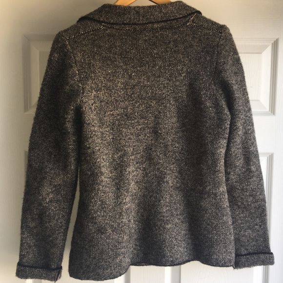 Button down jacket - Picture 2 of 4